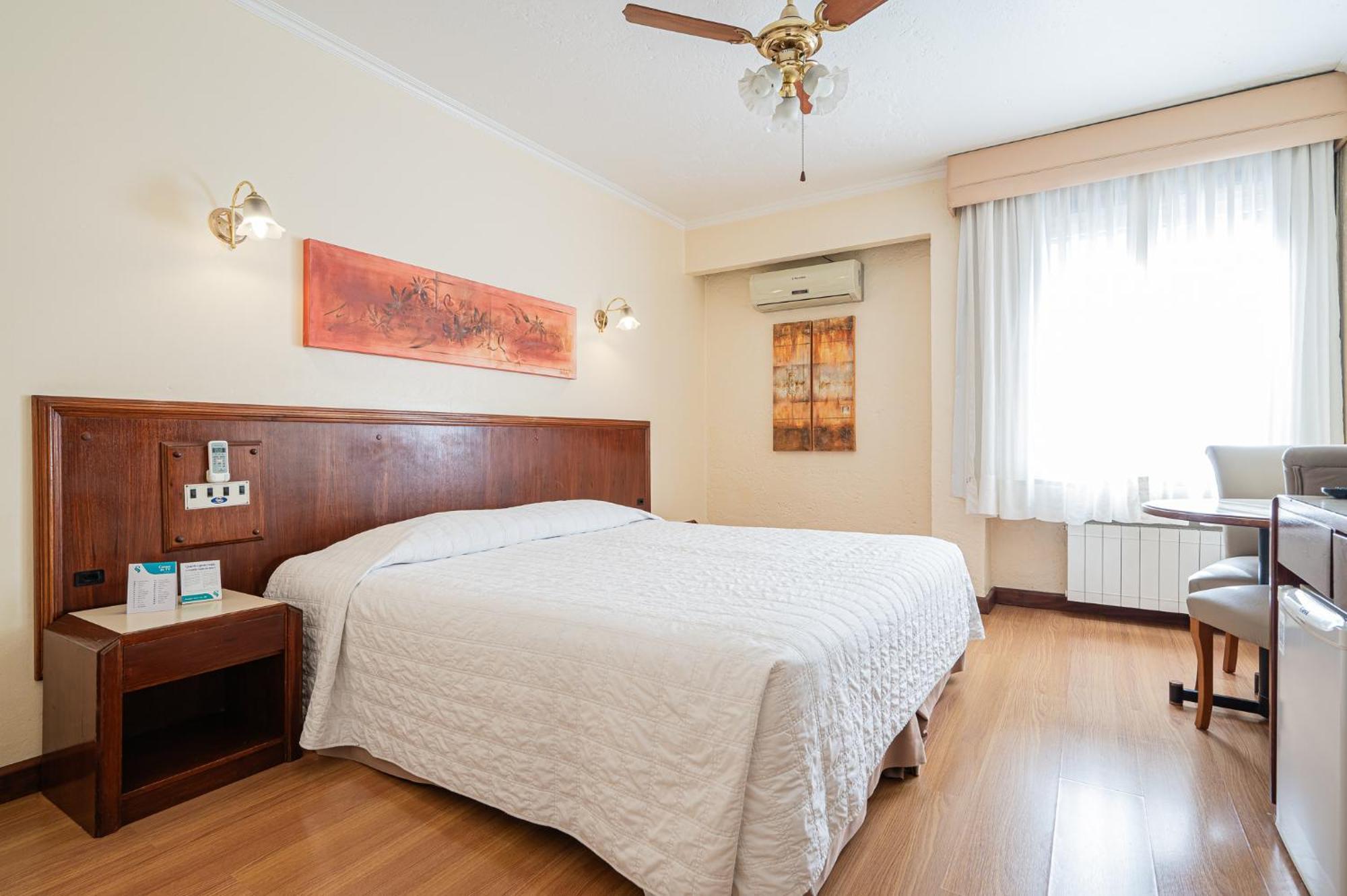 Serrazul Hotel Distributed By Intercity กรามาโด ภายนอก รูปภาพ