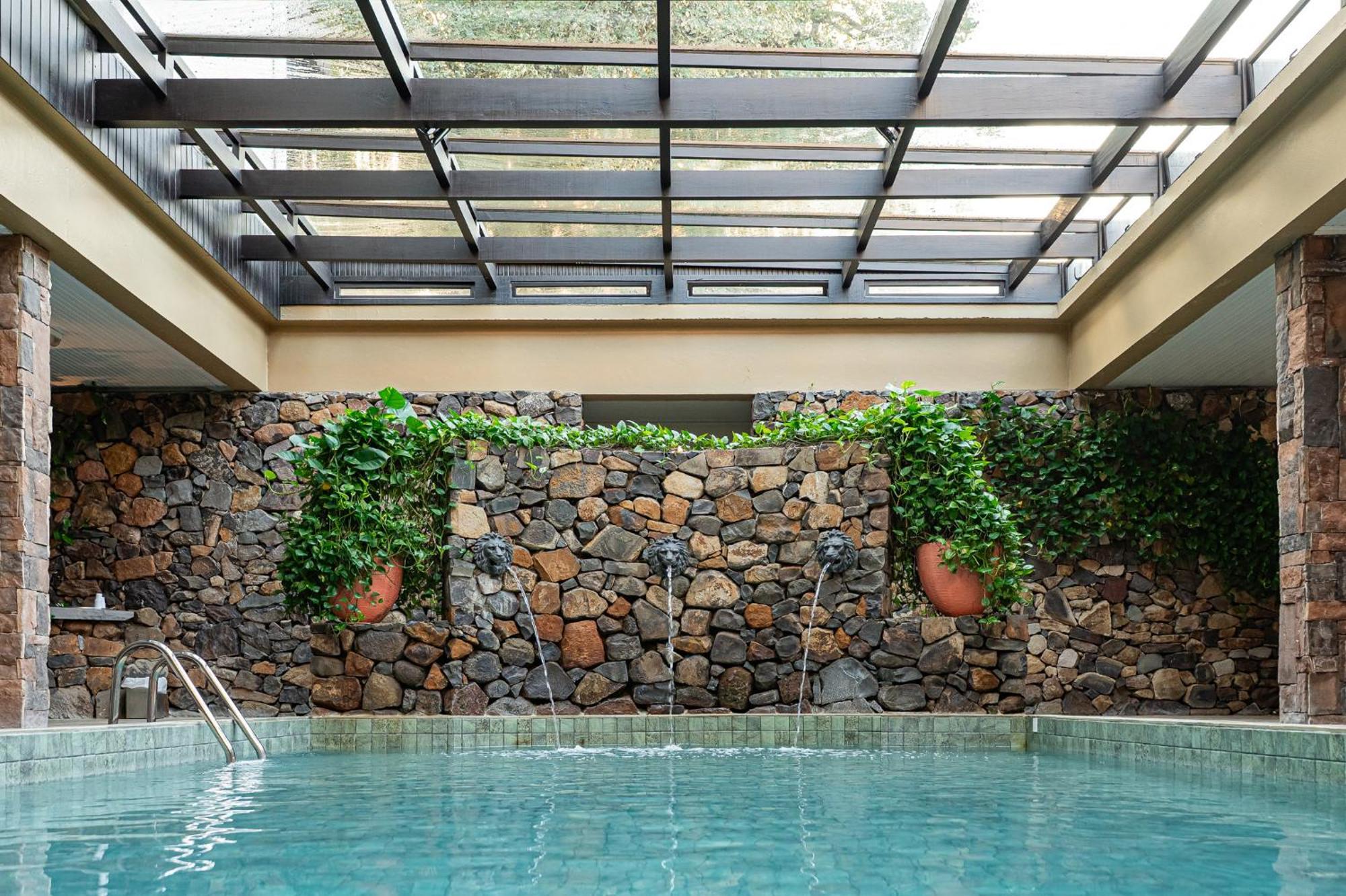 Serrazul Hotel Distributed By Intercity กรามาโด ภายนอก รูปภาพ